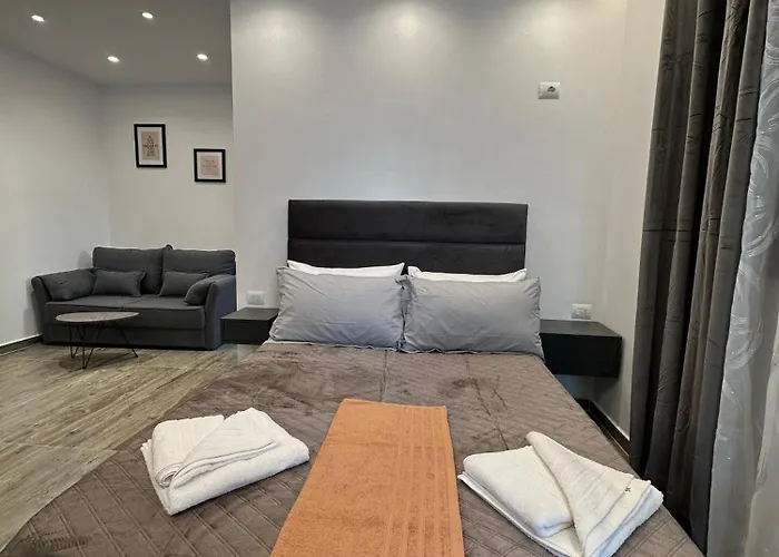 Elmazaj Apartment